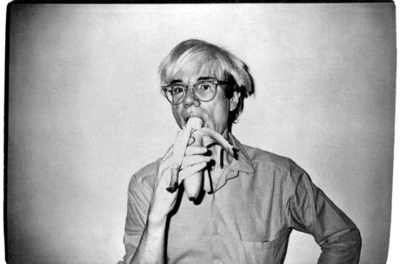 Andy Warhol - self portrait eating banana (1982)